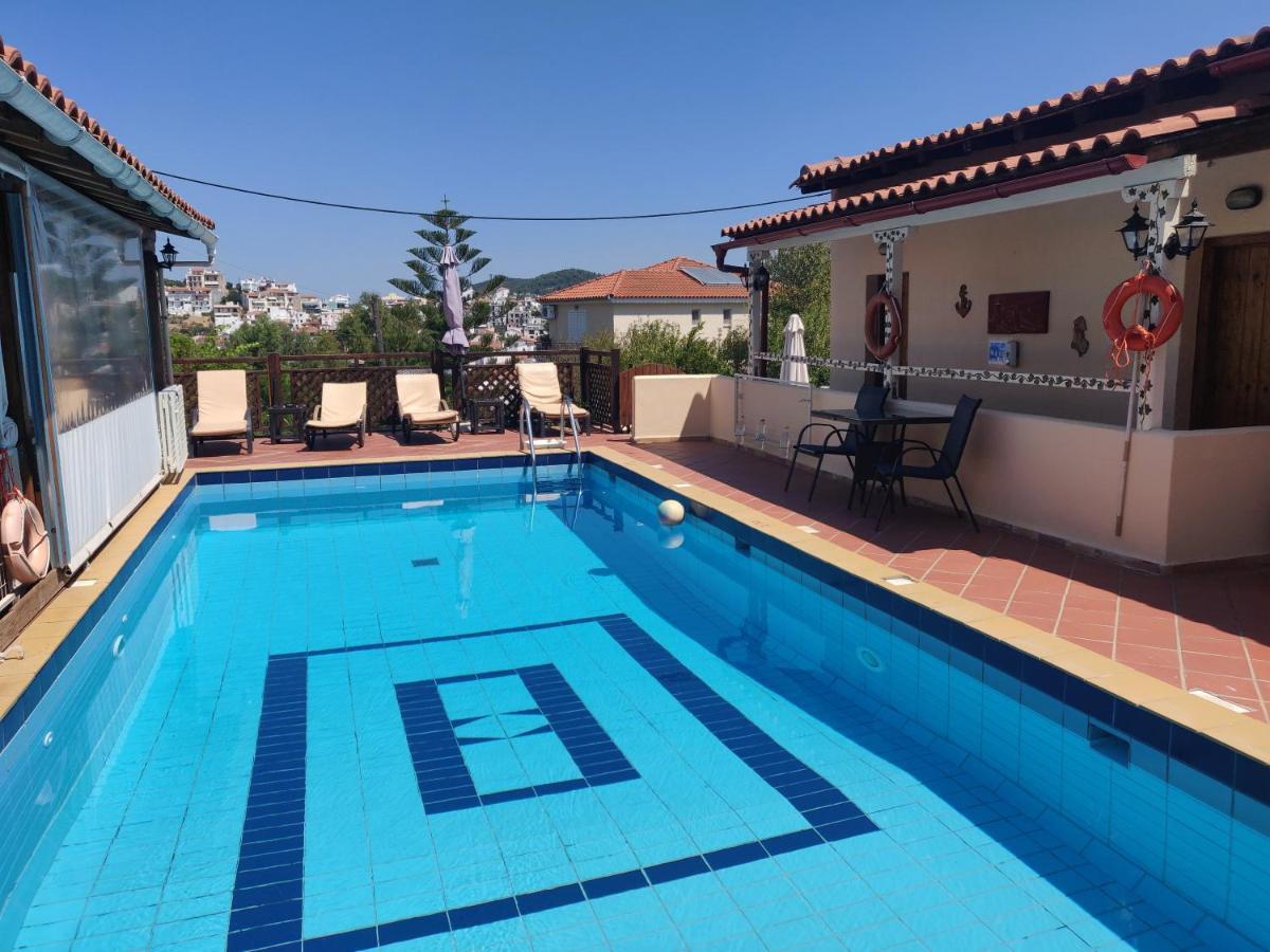 Taxiarchis Apartments Skiathos-stad Buitenkant foto