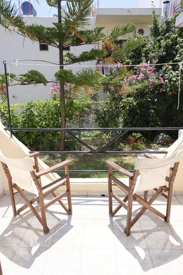 Taxiarchis Apartments Skiathos-stad Buitenkant foto