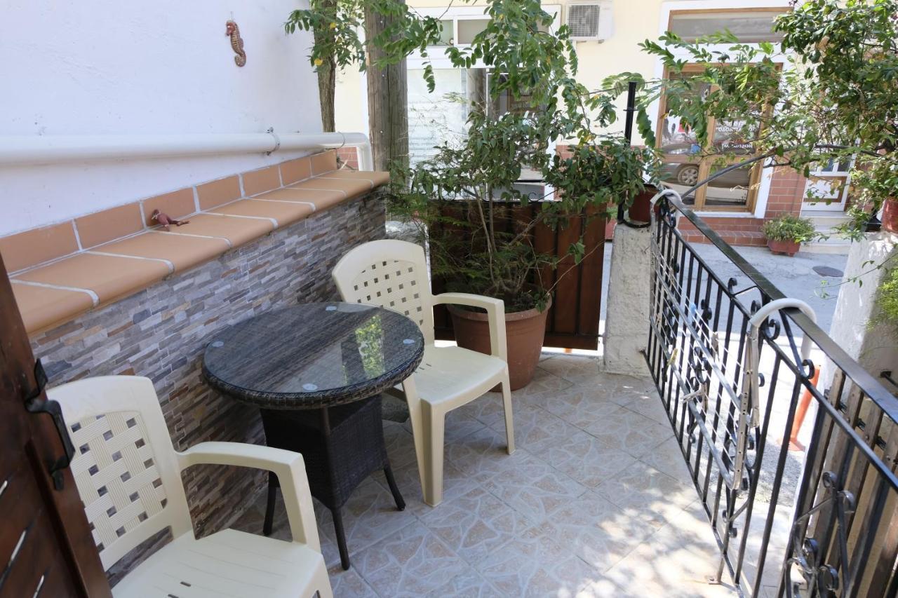 Taxiarchis Apartments Skiathos-stad Buitenkant foto