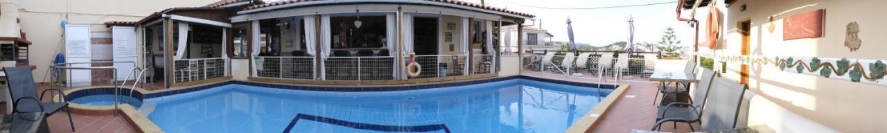 Taxiarchis Apartments Skiathos-stad Buitenkant foto