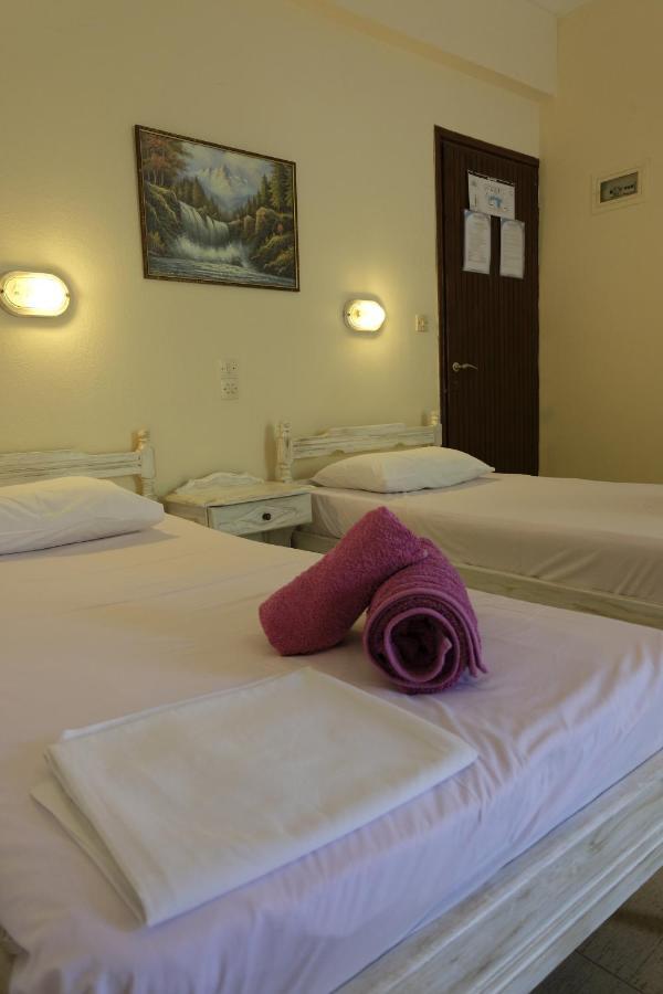 Taxiarchis Apartments Skiathos-stad Buitenkant foto
