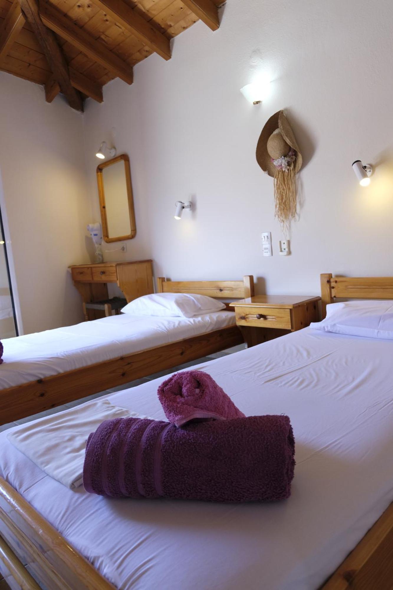 Taxiarchis Apartments Skiathos-stad Kamer foto